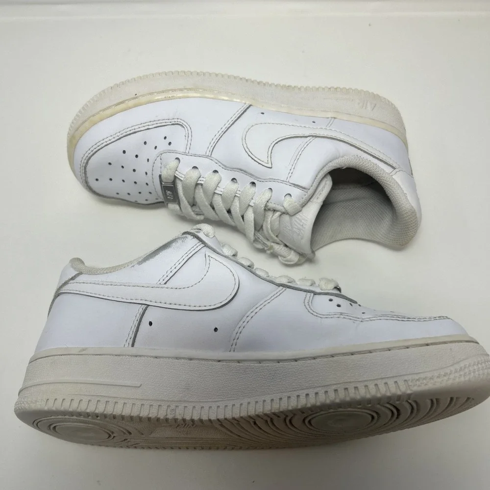 Nike‎ Air Force 1 '07 Low Sneakers Women's Size 5 Triple White DD8959-100